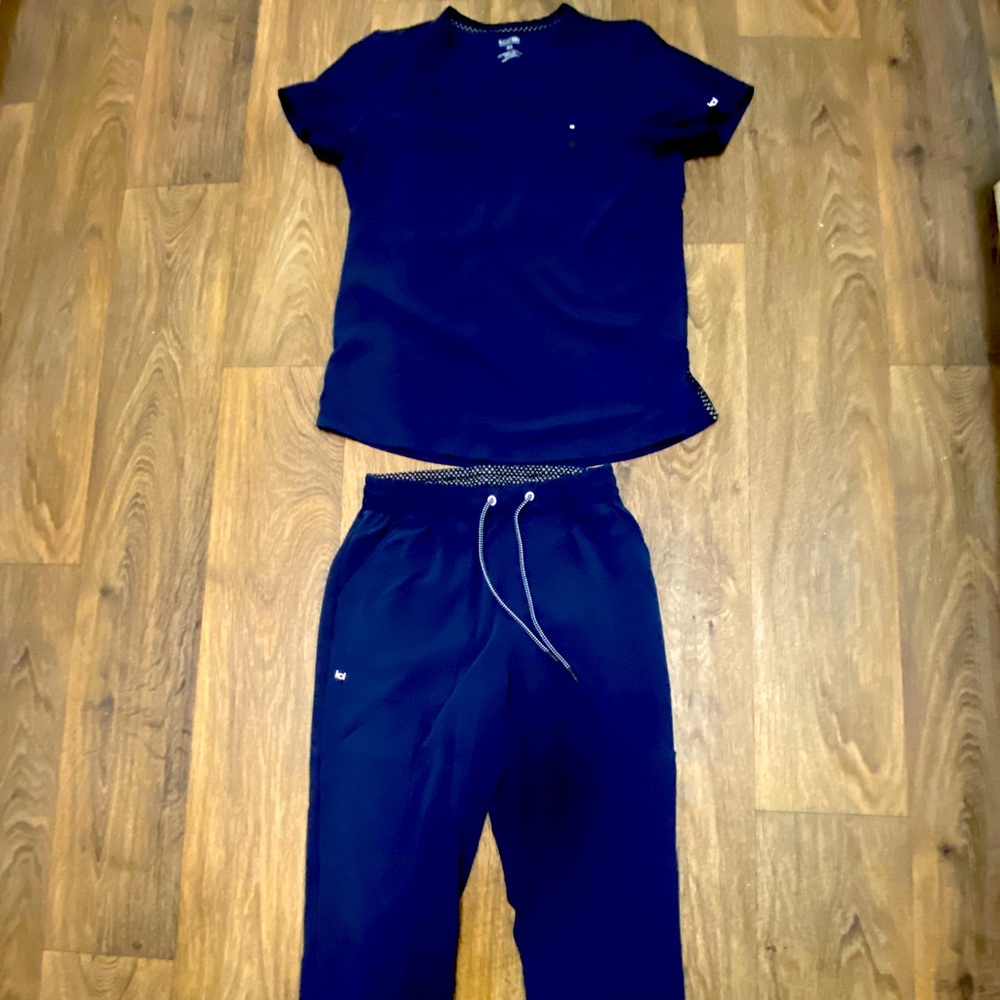 Koi Deep Blue Women's Scrub Ensemble